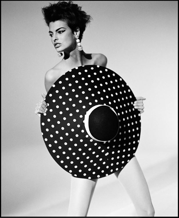 LINDA EVANGELISTA WITH POLKA DOT HAT, FRENCH VOGUE, 1989