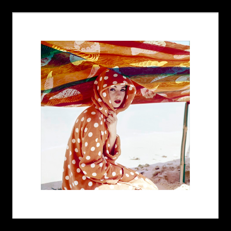 AT THE BEACH. VOGUE UK, MAY 1957